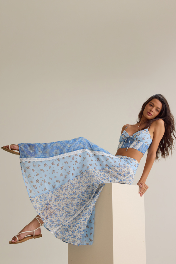 Buttercup Floral Top Detail 7 - Altar'd State