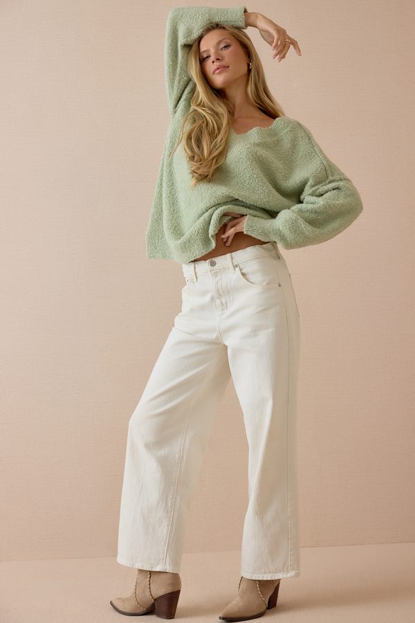 Candace V-Neck Tunic Sweater Detail 2 - Altar'd State