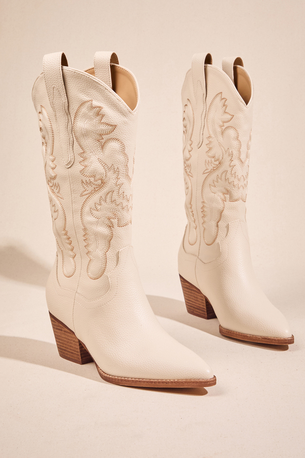 Lucerne Western Boot Detail 2 - Altar'd State