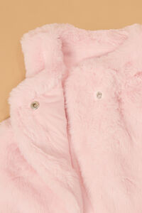 Layla Faux Fur Vest Detail 2 - Altar'd State