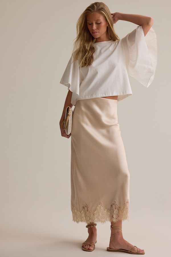 Faye Flutter Sleeve Top Detail 3 - Altar'd State