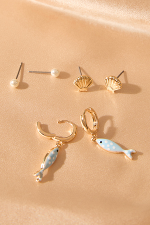 Mermaid&rsquo;s Pick Earring Set - Altar'd State - 