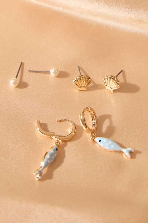 Mermaid&rsquo;s Pick Earring Set Detail 2 - Altar'd State