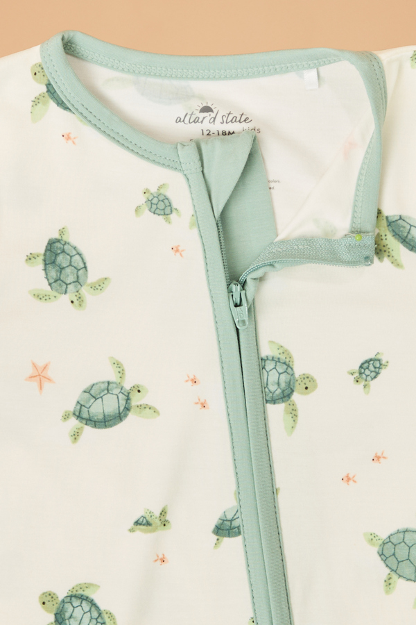 Sea Turtles Romper Detail 3 - Altar'd State