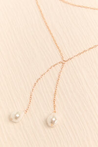 Layered Pearl Chain Y Necklace Detail 2 - Altar'd State