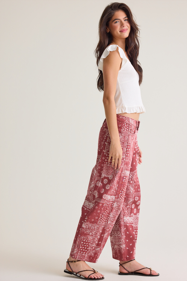 Averi Pointelle Top Detail 4 - Altar'd State