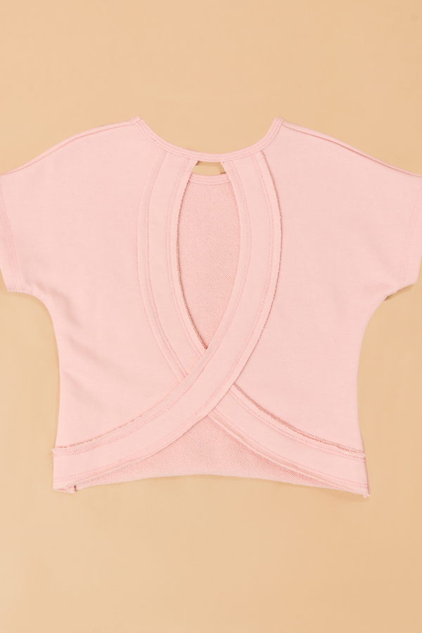 Sloan Circle Back Tee Detail 3 - Altar'd State