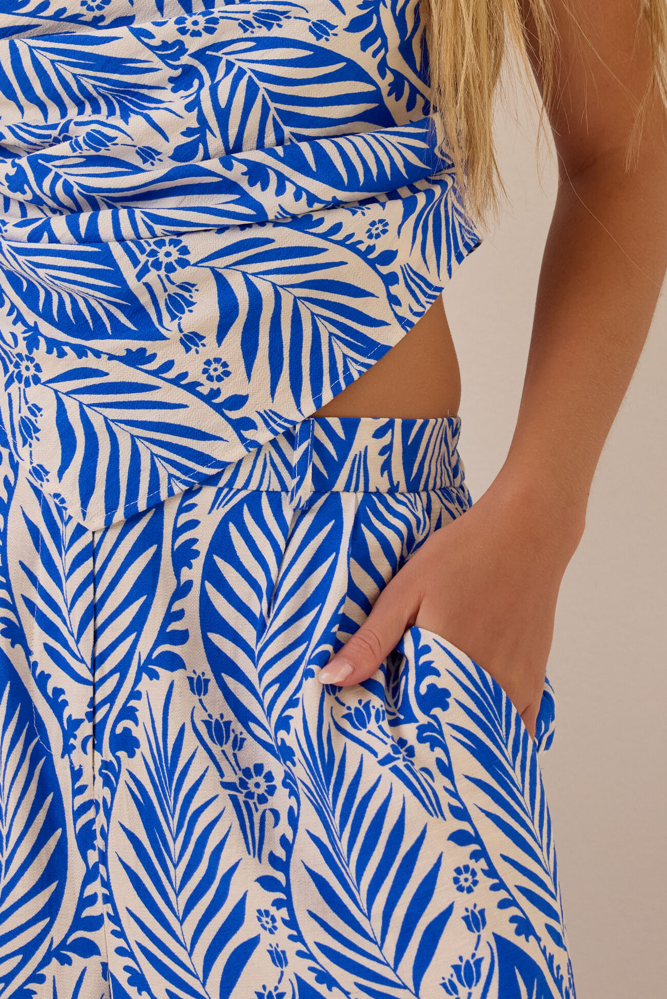 Hendricks Boho Tie Back Tube Top