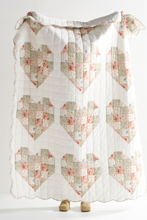 Aubrie Floral Quilt