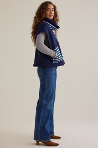 Ava Fleece Vest Detail 3 - Altar'd State