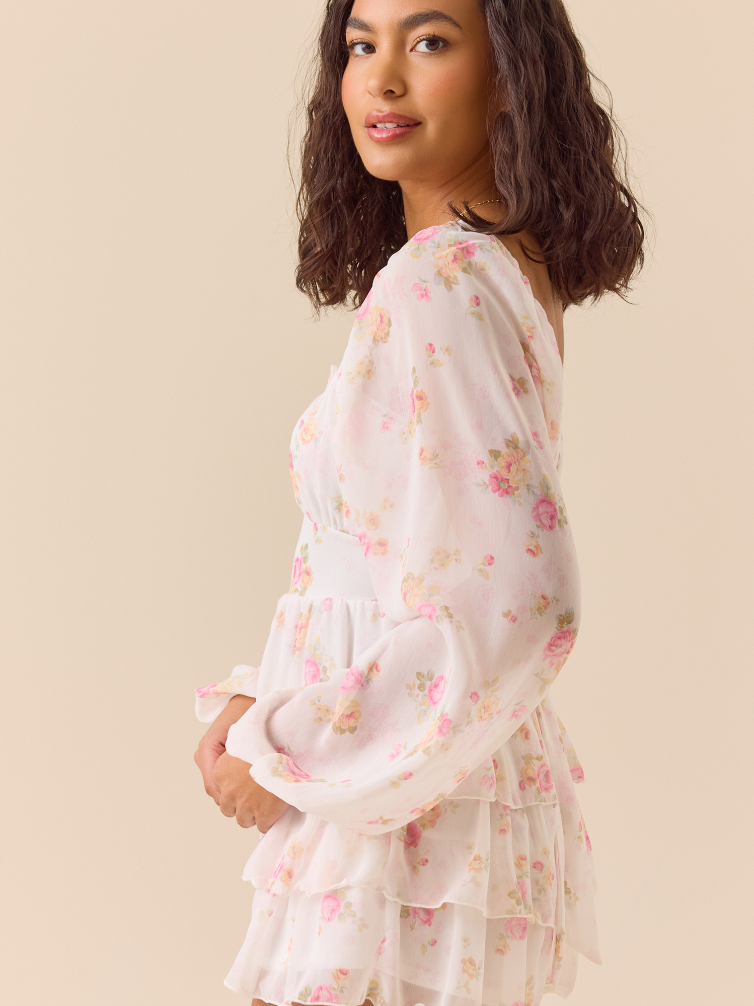 Combinaison-romper Superdown Ilah Surplice - Imprimé Floral Beige - Taille S - Neuf Avec étiquettes