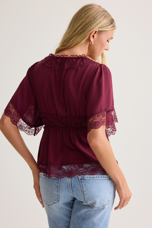 Evanelle Lace Babydoll Top Detail 3 - Altar'd State