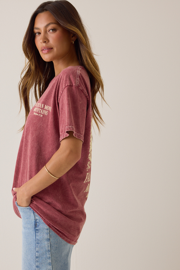 Faith can move mountains graphic tee Detail 3 - Altar'd State