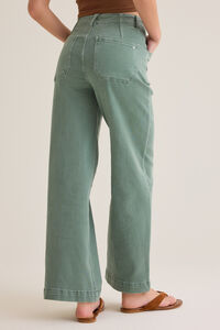Karli Front Pocket Jean Detail 5 - Altar'd State