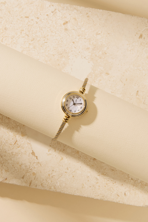 Twisted Cuff Round Watch Detail 3 - Altar'd State
