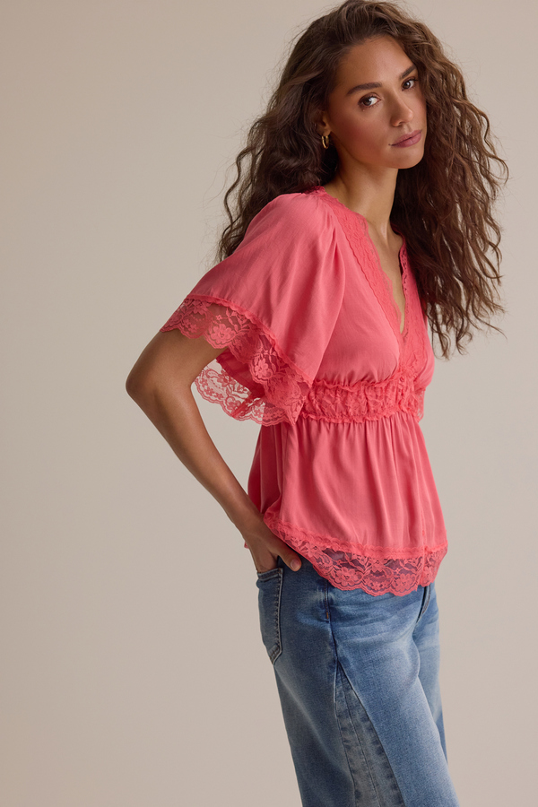 Evanelle Lace Babydoll Top Detail 3 - Altar'd State