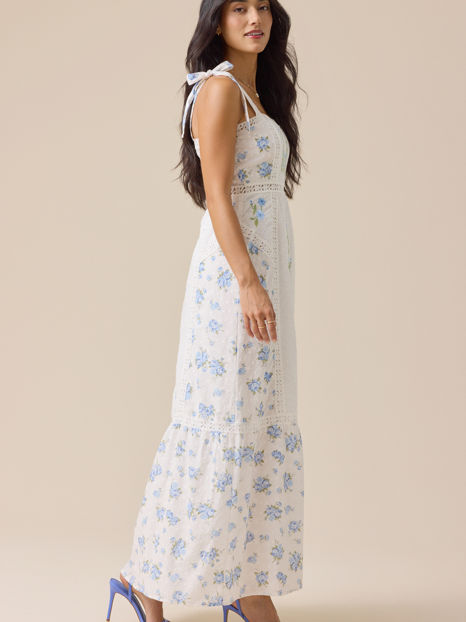 Altar'd State | Devyn Floral Maxi Dress | white-Multi | | S