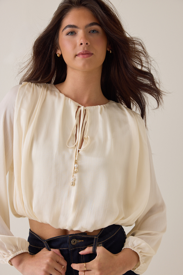 Bennett Bubble Hem Top Detail 2 - Altar'd State