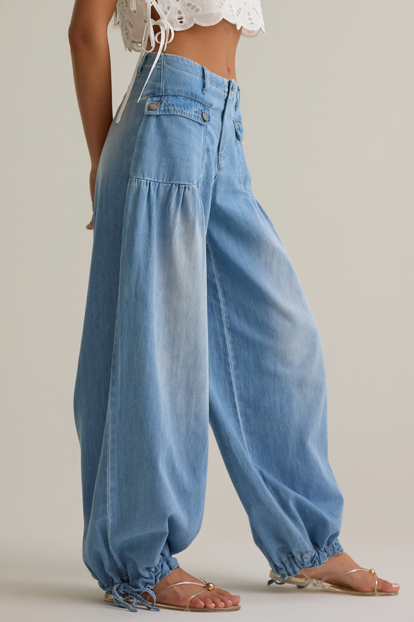 Analise Bubble Pant Detail 5 - Altar'd State