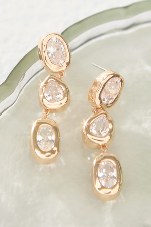 Evalyn Bezel Linear Earring - Altar'd State - 