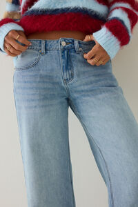 Nancy Low Rise Jean Detail 4 - Altar'd State