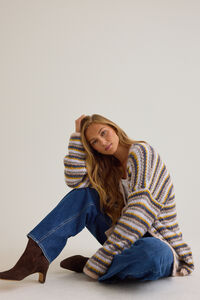Jo Chunky Knit Cardigan Detail 5 - Altar'd State
