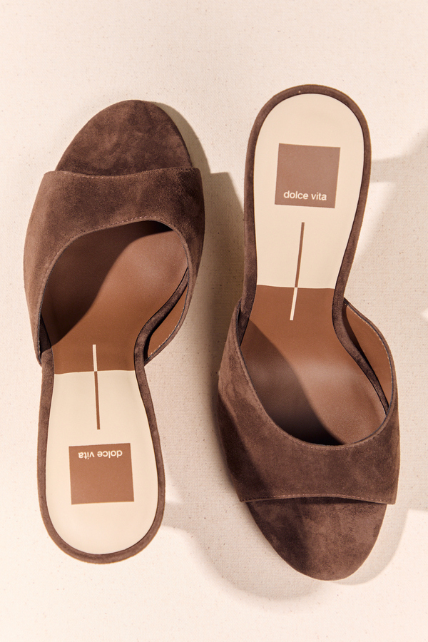 Rosha Heel by Dolce Vita Detail 4 - Altar'd State