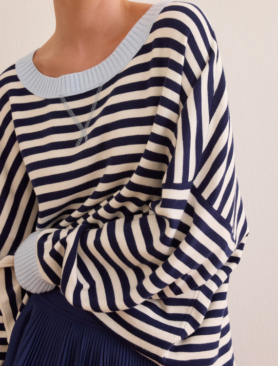 Active Leisure Club Pullover Detail 6 - Altar'd State