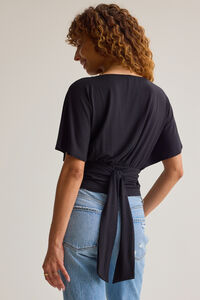 Mina Boatneck Fitted Top Detail 4 - Altar'd State