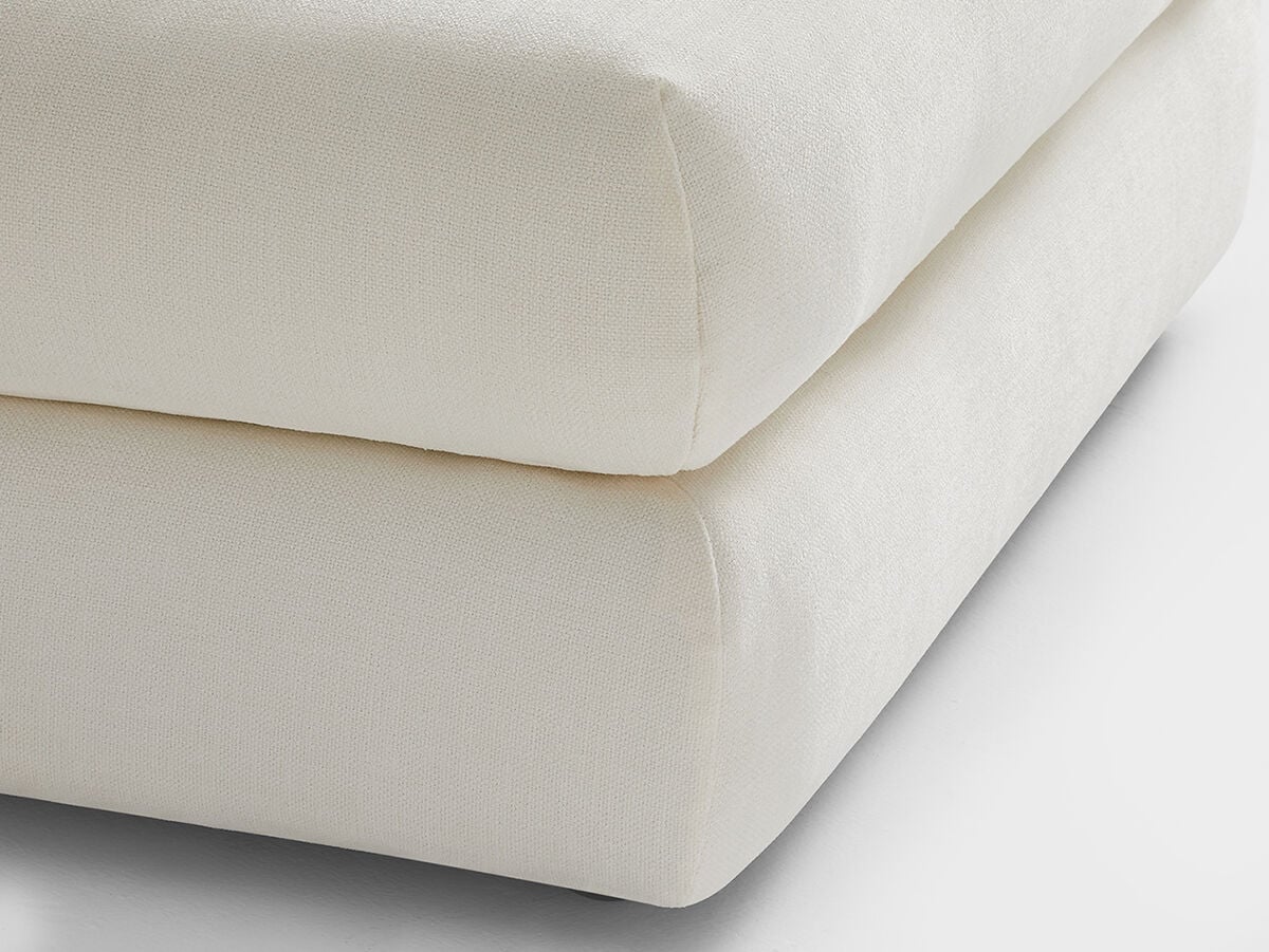 Harlow Sectional Sofa Detail 6 - Altar'd State