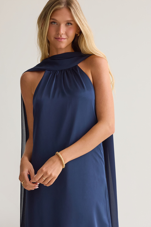 Aria Maxi Dress Detail 4 - Altar'd State