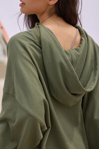 On The Go Hoodie Detail 6 - Altar'd State