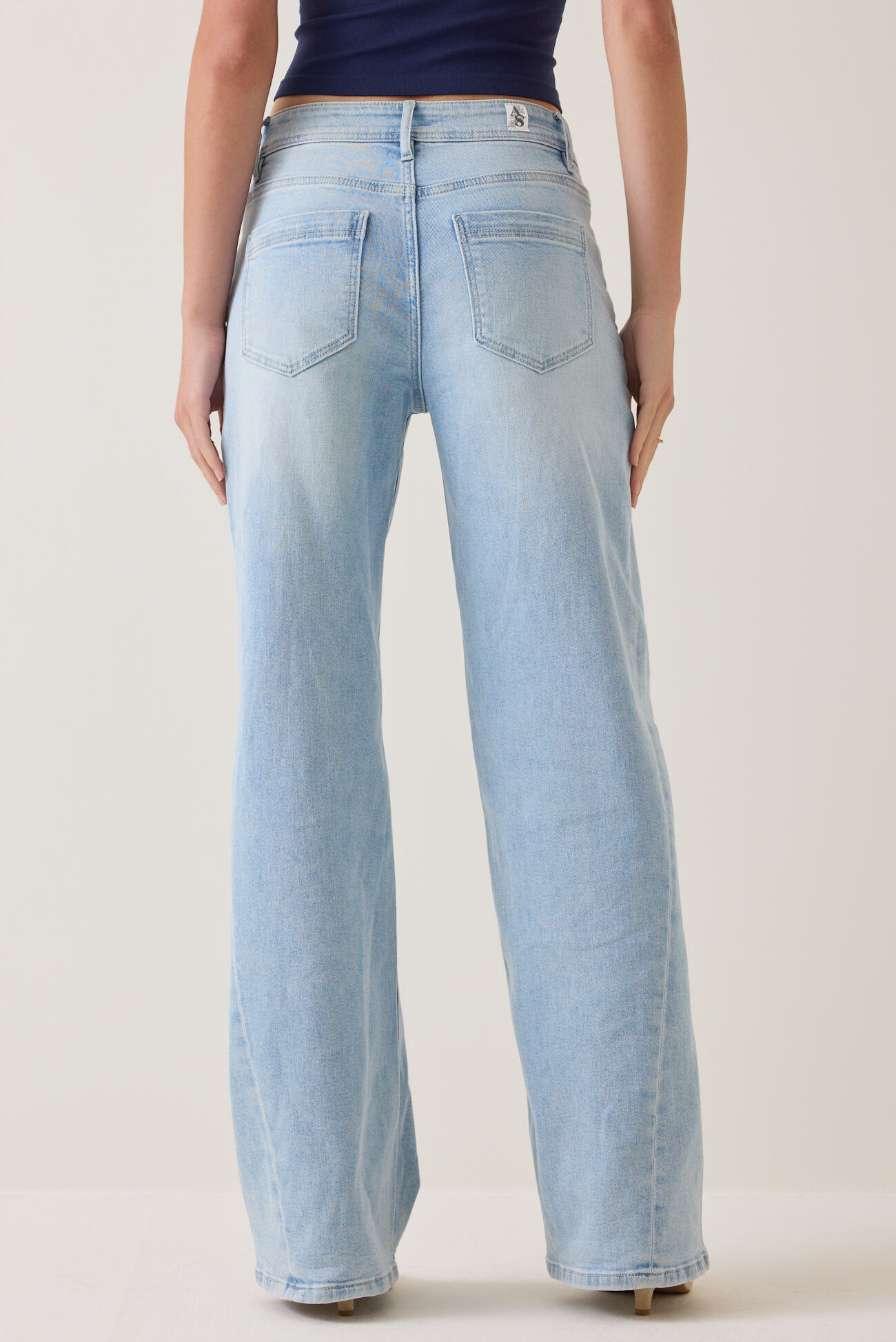 Cara Mid Rise Jean