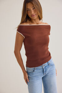 Cara Contrast Trim Off Shoulder Top Detail 2 - Altar'd State