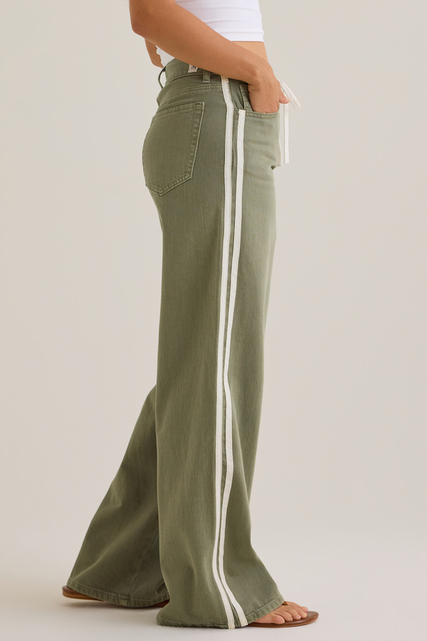 Skylar Side Stripe Jeans Detail 4 - Altar'd State