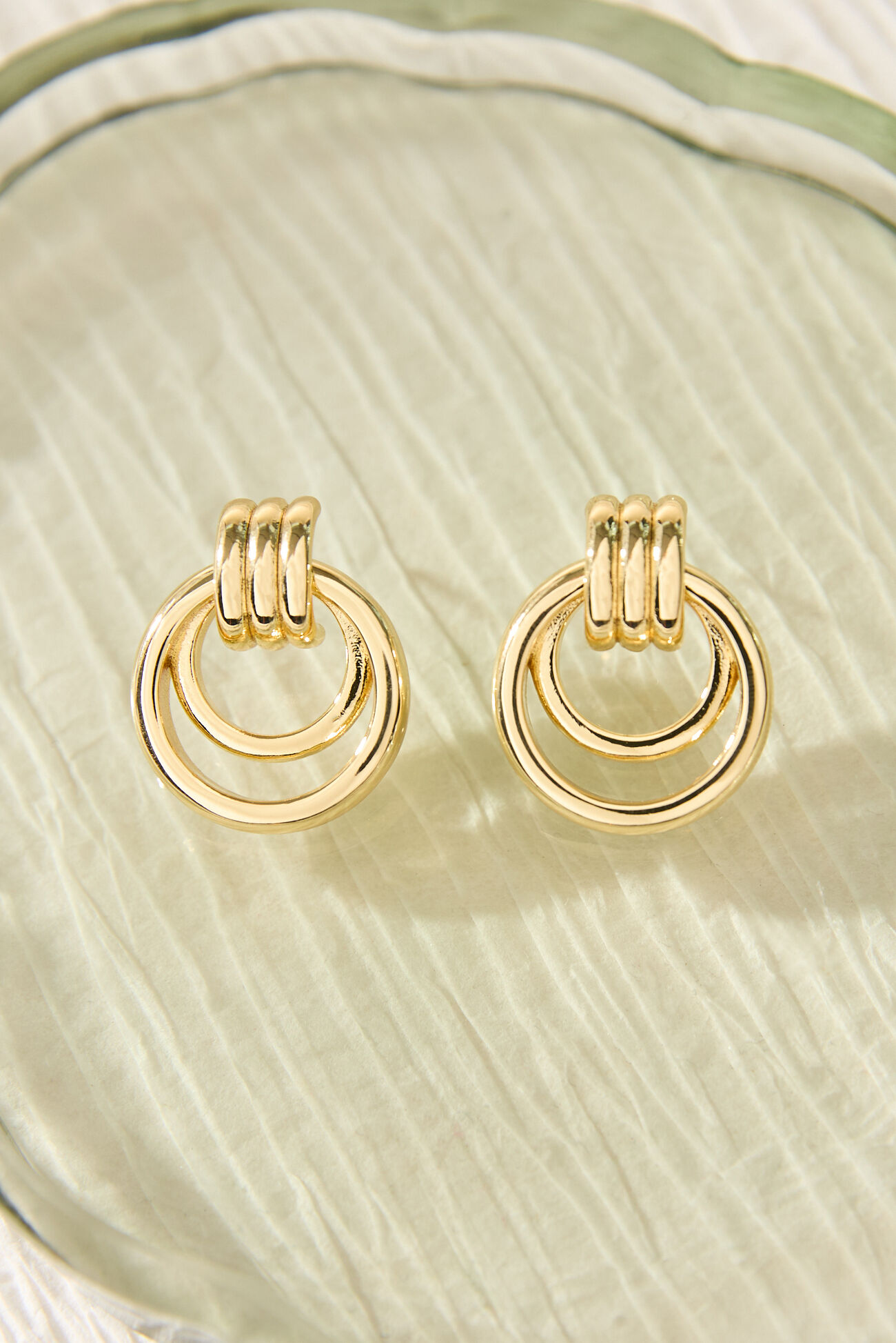 18K Gold Doorknocker Hoop Earrings