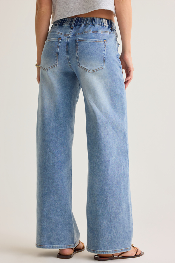 Autumn Baggy Wide Leg Jeans Detail 5 - Altar'd State