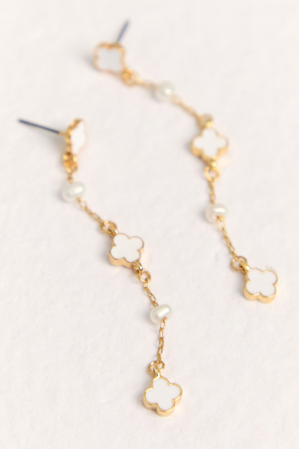 18K Gold Clover Pearl Drop Earrings Detail 2 - Altar'd State