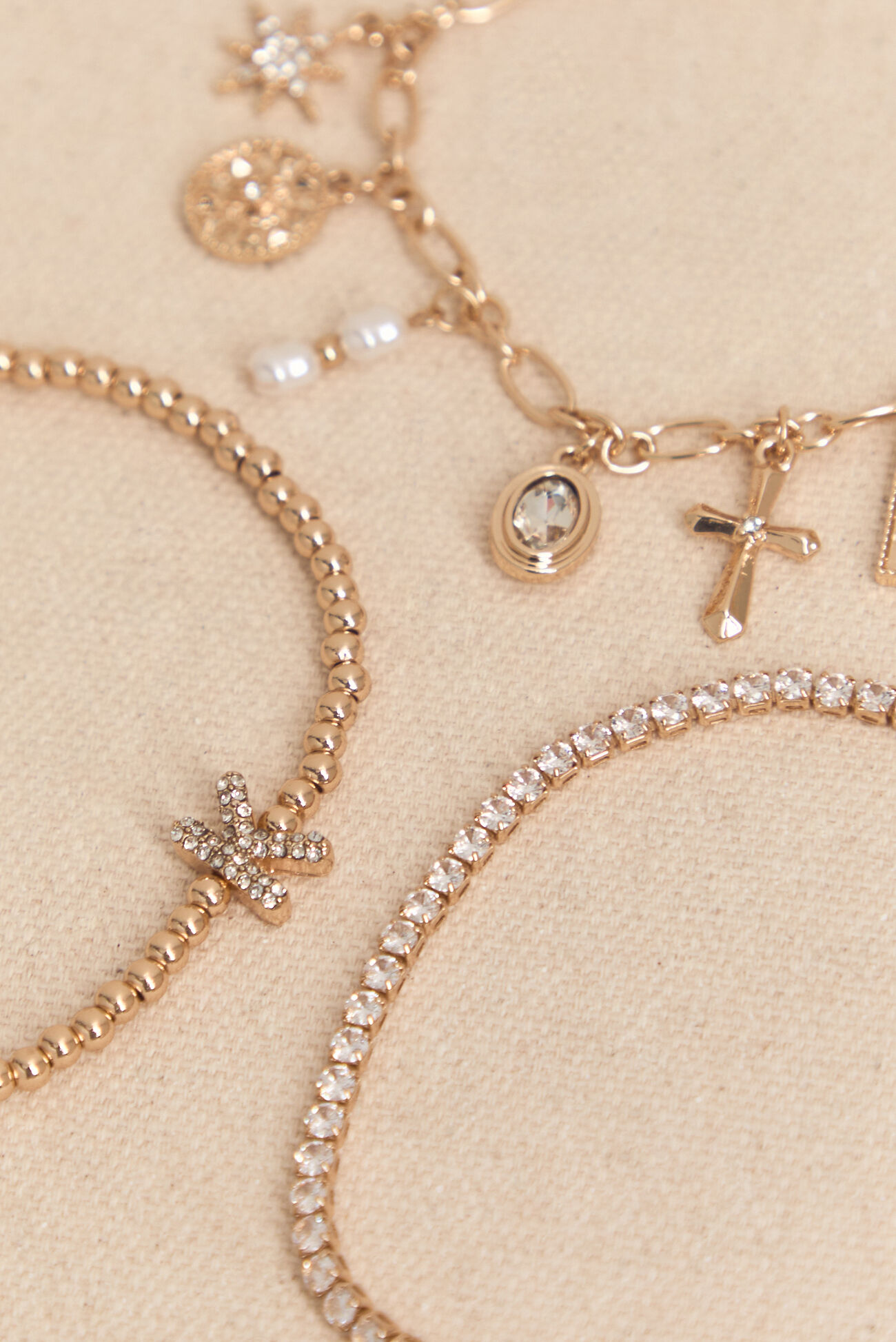K Charm Bracelet Set