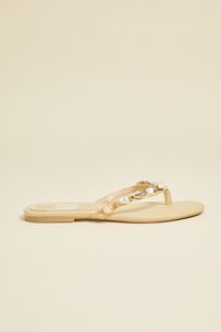Dolce Vita Kysha Sandal Detail 4 - Altar'd State