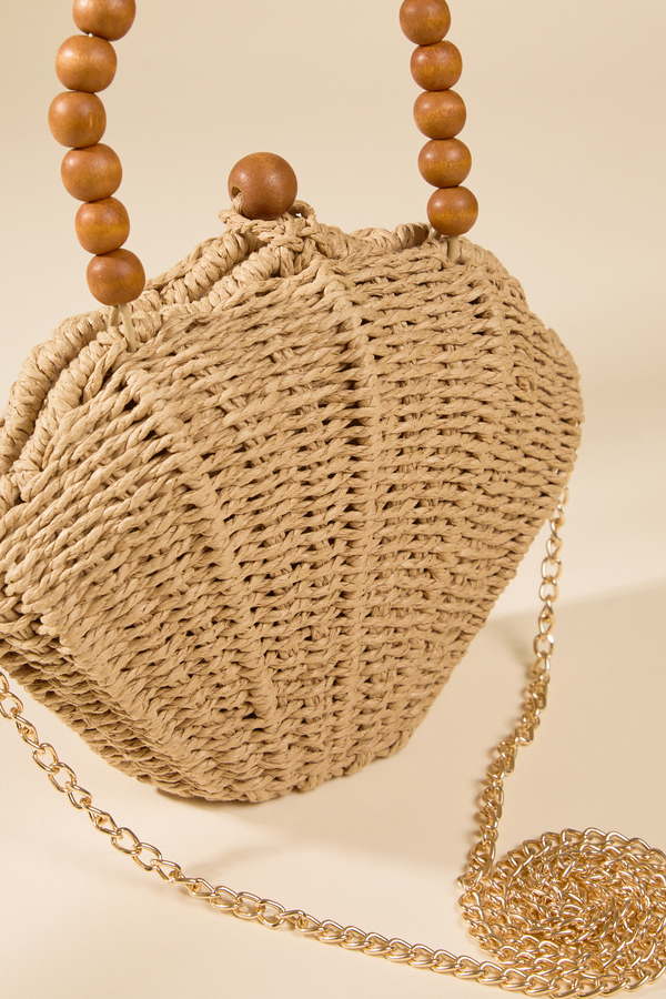 Shell Beaded Woven Purse Detail 4 - Altar'd State