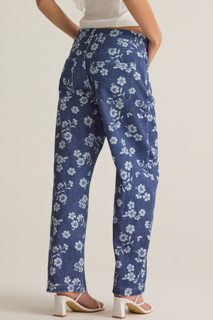 Carrie Floral Boyfriend Jean - Altar'd State