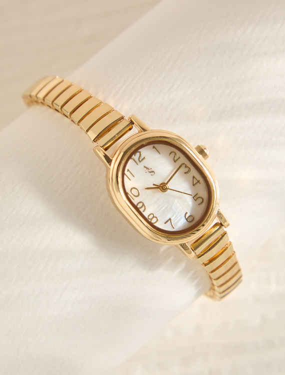 Iris Oval Face Watch Detail 3 - Altar'd State