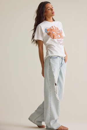 Willie Nelson Oversized Tee - Altar'd State