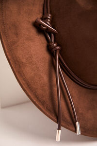 Kline Wide Brim Hat Detail 2 - Altar'd State