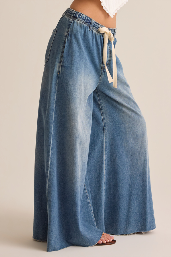 Caroline Tie Pants Detail 4 - Altar'd State