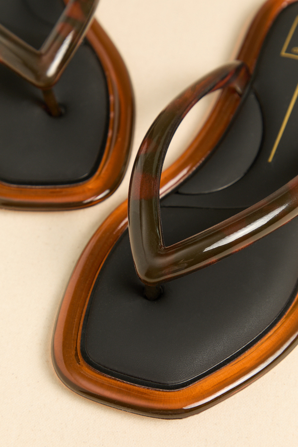 Jozey Jelly Sandal By Dolce Vita Detail 3 - Altar'd State