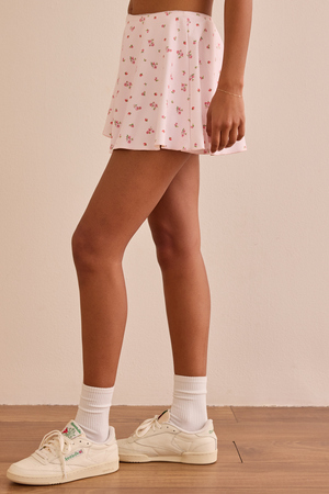 Poppy Performance Floral Skort - Altar'd State - 